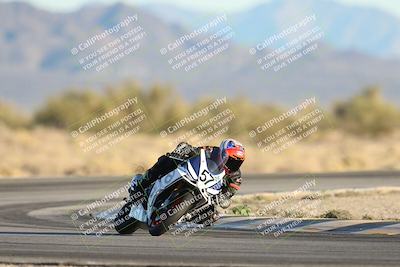 media/Dec-07-2025-CVMA (Sun) [[3e7d2de5dc]]/Race 18-Formula Twins-Formula 40 UL/